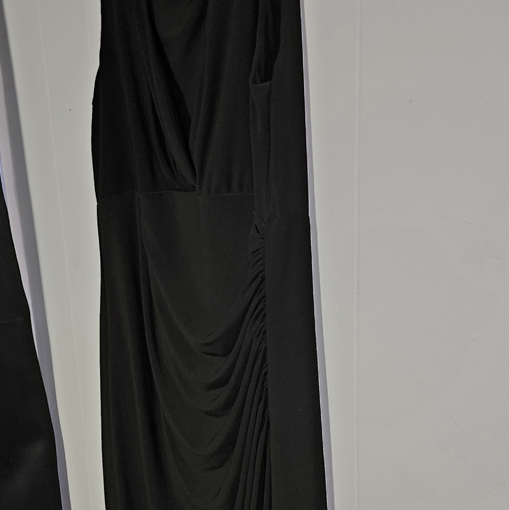 Ralph Lauren Gorgeous Black Dress 😍 - Picture 15 of 15